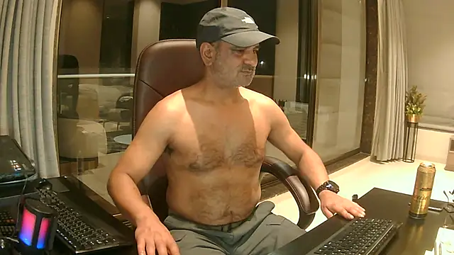 OnlineBossUK online show from 23, 1, 2025