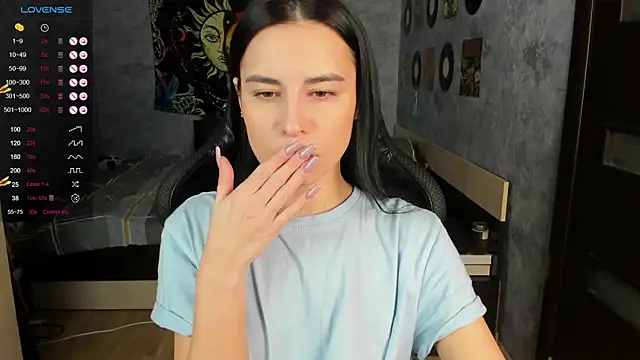 Snapshot of Horny_Nikki_ chatting on 13, 12, 2024 Horny Nikki online show from 13, 12, 2024