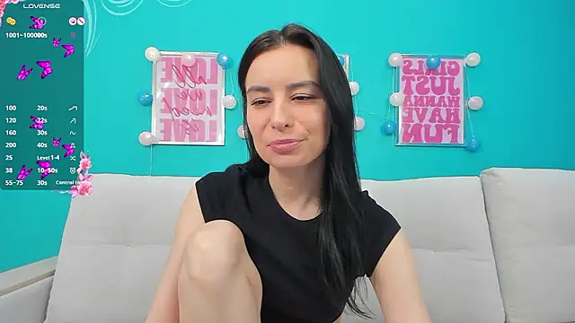 Horny Nikki  online show from 3, 2, 2026