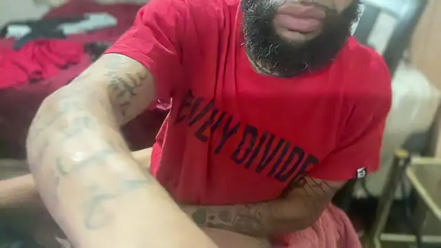 Snapshot of ANAKONDA_KIING chatting on 8, 10, 2025 ANAKONDA KIING online show from 8, 10, 2025