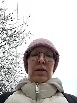 Snapshot of angelmommu chatting on 24, 3, 2026 angelmommu online show from 24, 3, 2026