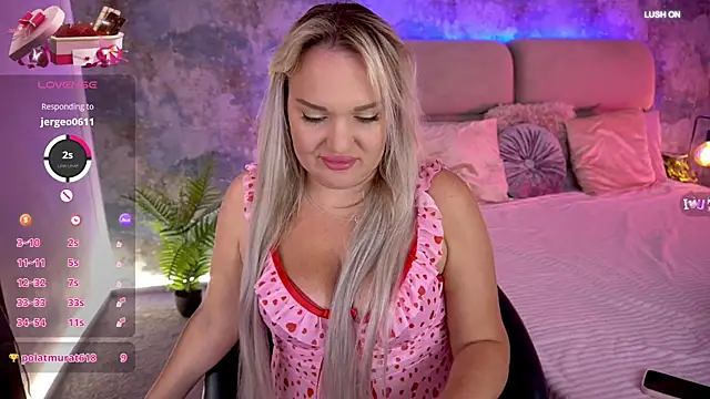 MissyMartinez online show from 11, 10, 2025