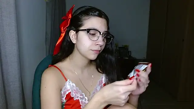 Snapshot of mia__lopez_ chatting on 28, 11, 2025 mia lopez online show from 28, 11, 2025