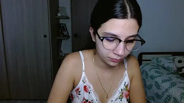 Snapshot of mia__lopez_ chatting on 4, 12, 2025 mia lopez online show from 4, 12, 2025