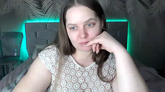 uliastar online show from 5, 2, 2025