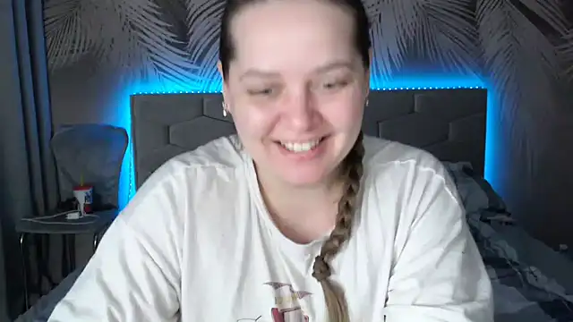 uliastar online show from 3, 3, 2025