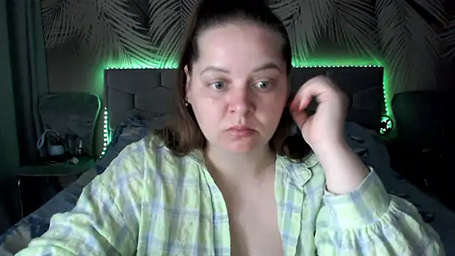 uliastar online show from 22, 5, 2026