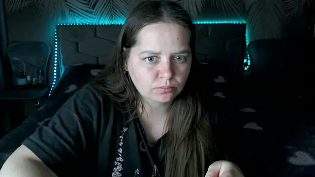 uliastar online show from 7, 6, 2026