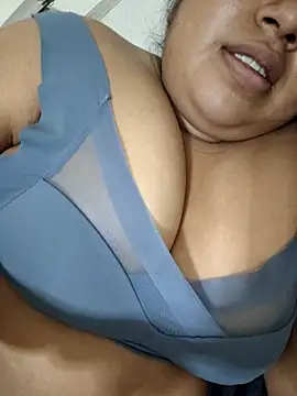 Snapshot of FerLu8 chatting on 28, 3, 2026 FerLu8 online show from 28, 3, 2026