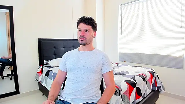 Snapshot of alexman_fuck chatting on 11, 11, 2025 alexman fuck online show from 11, 11, 2025