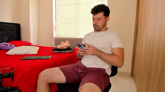 alexman fuck online show from 8, 7, 2026