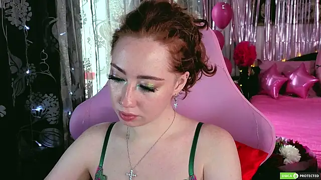 Snapshot of TinaBrook chatting on 10, 6, 2026 TinaBrook online show from 10, 6, 2026