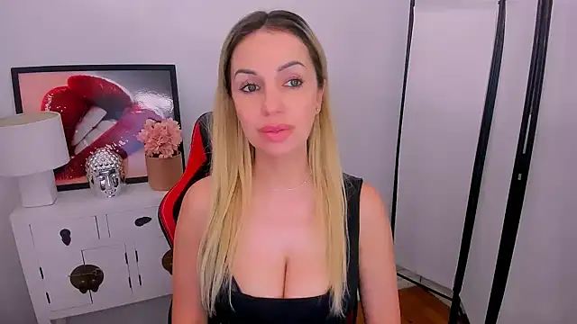PamelaFlowers online show from 8, 1, 2025