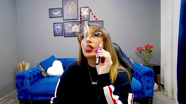 Katewalker  online show from 20, 2, 2025