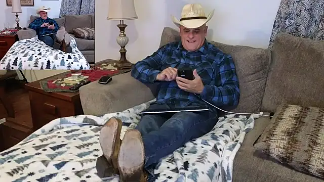 Foxhunt99 online show from 2, 12, 2024