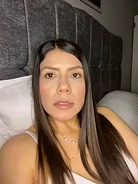 Snapshot of martina_contreras chatting on 21, 3, 2026 martina contreras online show from 21, 3, 2026