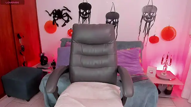 Cata green online show from 7, 10, 2025