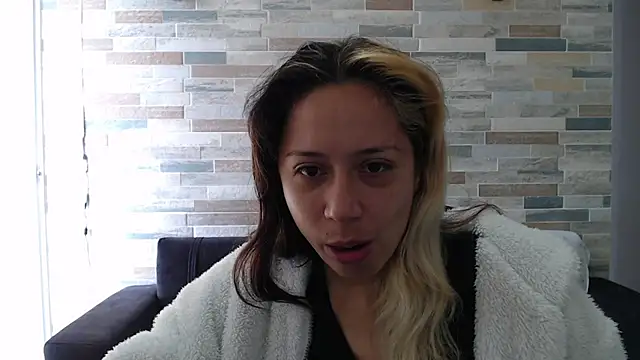 MommyMiaWs online show from 2, 10, 2025