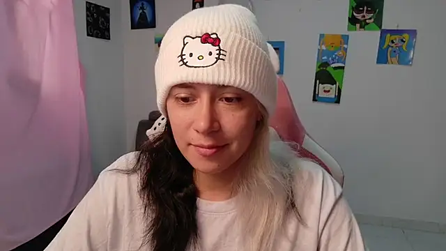 Snapshot of MommyMiaWs chatting on 17, 2, 2026 MommyMiaWs online show from 17, 2, 2026