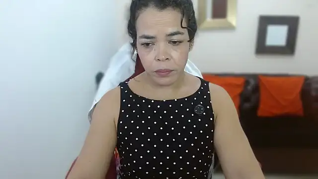 Abril Beltran  online show from 22, 9, 2025