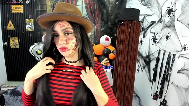 criss 21  online show from 29, 10, 2025