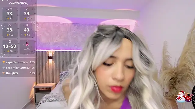 emilly smith 1 online show from 21, 1, 2025