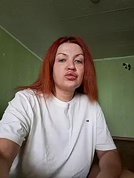 KiraXTender online show from 17, 10, 2025