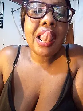 YELLOW BONE online show from 26, 11, 2025