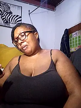 Snapshot of YELLOW_BONE chatting on 10, 3, 2026 YELLOW BONE online show from 10, 3, 2026