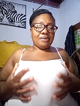 Snapshot of YELLOW_BONE chatting on 13, 3, 2026 YELLOW BONE online show from 13, 3, 2026