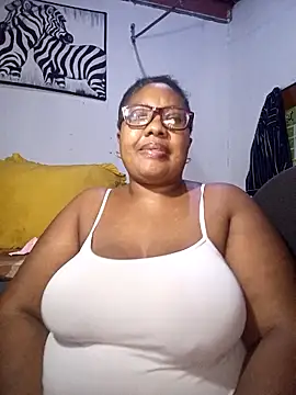 Snapshot of YELLOW_BONE chatting on 21, 3, 2026 YELLOW BONE online show from 21, 3, 2026