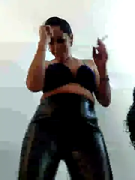 Snapshot of _Scarlett_Sweet chatting on 2, 2, 2025 Scarlett Sweet online show from 2, 2, 2025