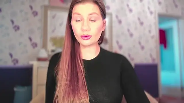 Snapshot of JuicyHelenX chatting on 24, 9, 2025 JuicyHelenX online show from 24, 9, 2025