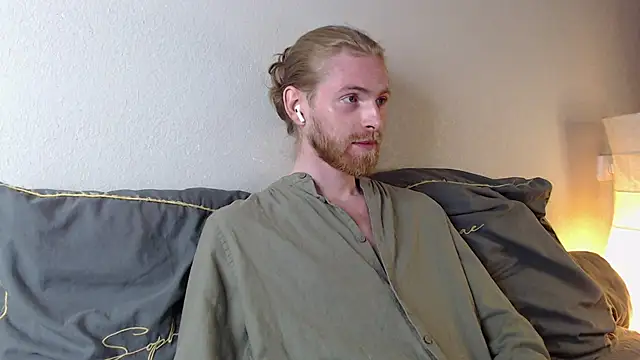 Snapshot of Damien_Bi chatting on 21, 9, 2025 Damien Bi online show from 21, 9, 2025