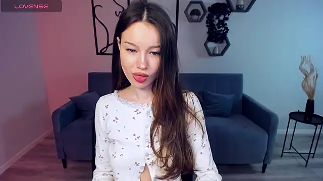 KaitieLove online show from 31, 1, 2025