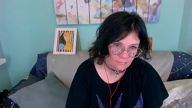 Snapshot of EverlyRays chatting on 6, 2, 2026 EverlyRays online show from 6, 2, 2026