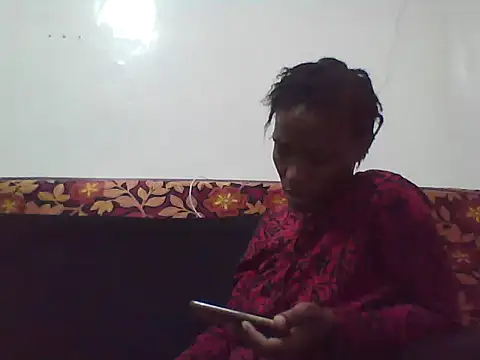 Smillie prety online show from 21, 5, 2026