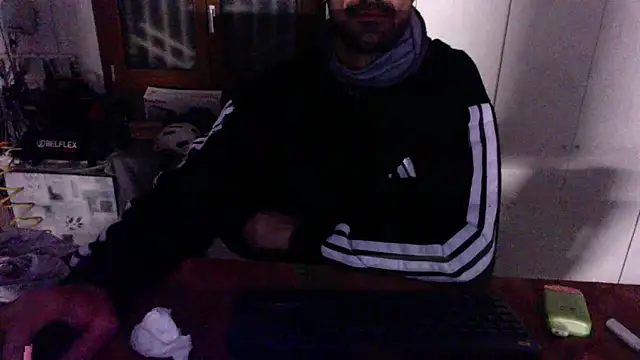 Snapshot of techmoon chatting on 7, 11, 2025 techmoon online show from 7, 11, 2025