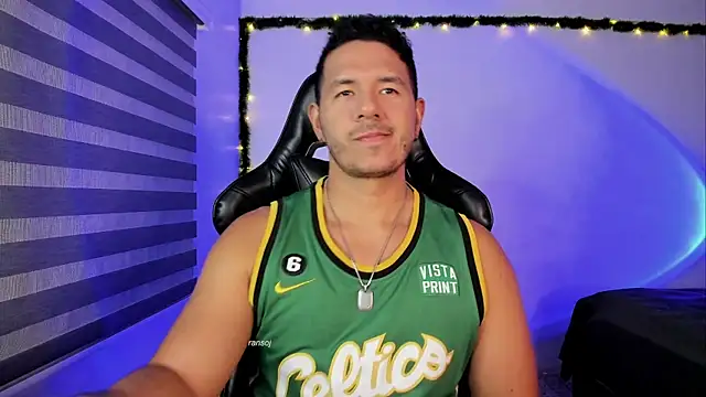 Snapshot of ransoj chatting on 9, 4, 2026 ransoj online show from 9, 4, 2026