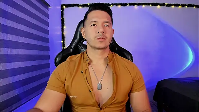 Snapshot of ransoj chatting on 11, 4, 2026 ransoj online show from 11, 4, 2026