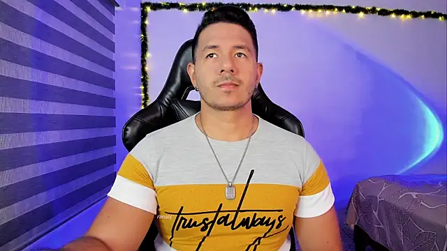 Snapshot of ransoj chatting on 14, 4, 2026 ransoj online show from 14, 4, 2026