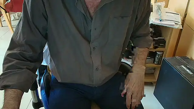 Snapshot of angelgarcia269 chatting on 5, 11, 2025 angelgarcia269 online show from 5, 11, 2025