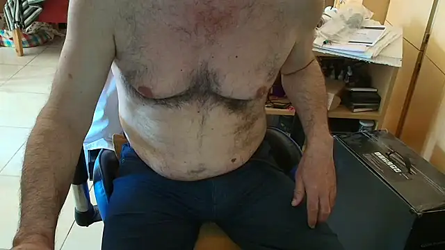 Snapshot of angelgarcia269 chatting on 11, 11, 2025 angelgarcia269 online show from 11, 11, 2025