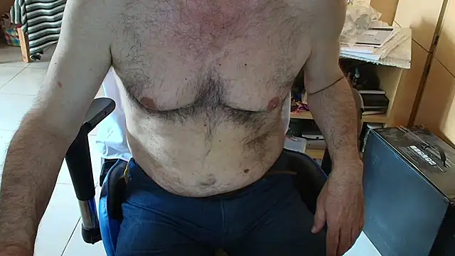 Snapshot of angelgarcia269 chatting on 12, 11, 2025 angelgarcia269 online show from 12, 11, 2025