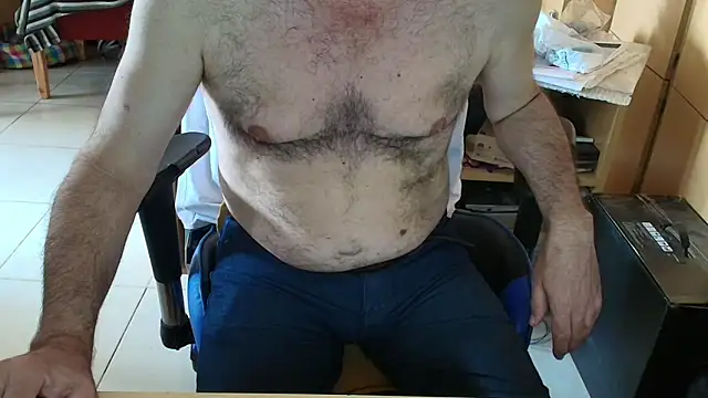 Snapshot of angelgarcia269 chatting on 16, 11, 2025 angelgarcia269 online show from 16, 11, 2025