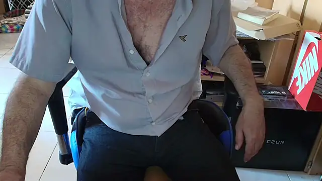 Snapshot of angelgarcia269 chatting on 28, 11, 2025 angelgarcia269 online show from 28, 11, 2025