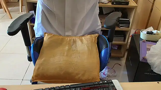 Snapshot of angelgarcia269 chatting on 16, 12, 2025 angelgarcia269 online show from 16, 12, 2025