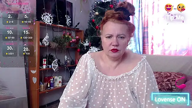 Snapshot of your_space chatting on 1, 1, 2025 your space online show from 1, 1, 2025