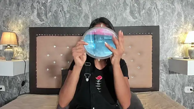 Snapshot of JuliKim_ chatting on 9, 2, 2026 JuliKim online show from 9, 2, 2026