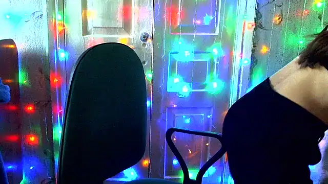 Ladywinter online show from 2, 1, 2025